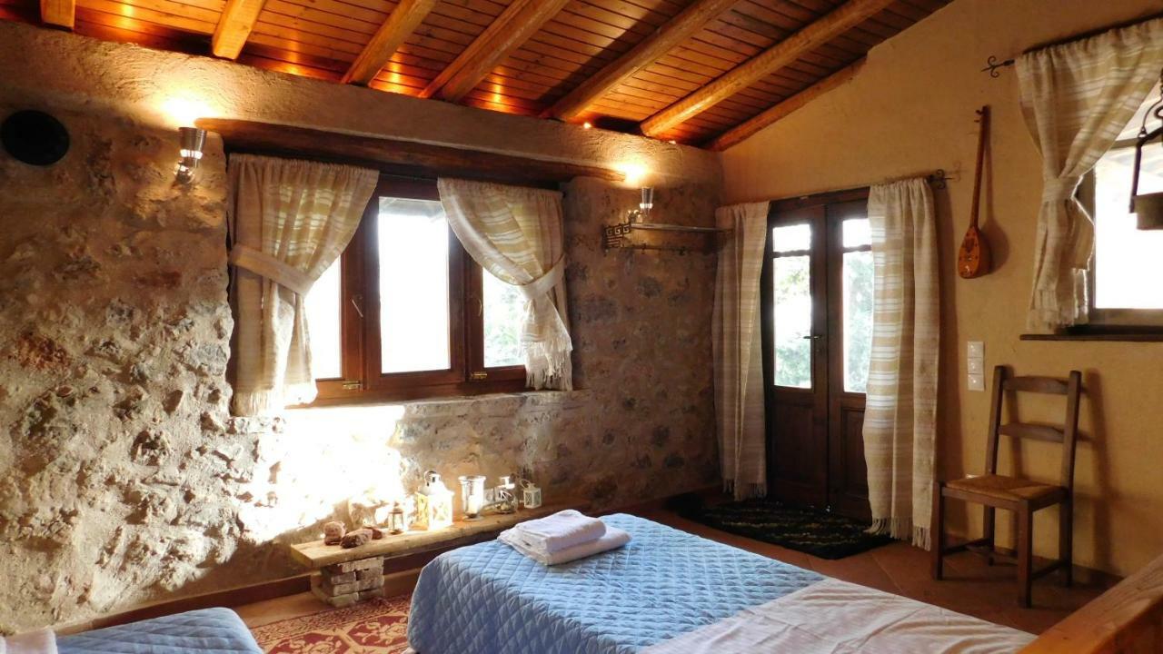 Agoriani Art Suite - 4 Seasons' Natural Living Lílaia المظهر الخارجي الصورة